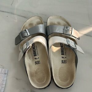 Size 39 Birkenstock slide sandals